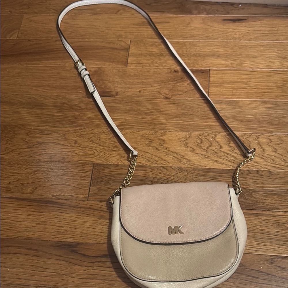 Michael Kors Crossbody Bag
